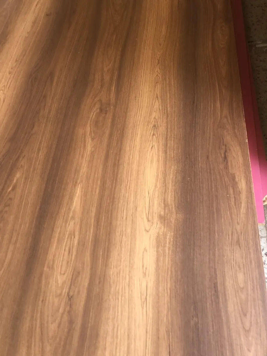 Parlak Ceviz dekor — sunta MDF yüzey